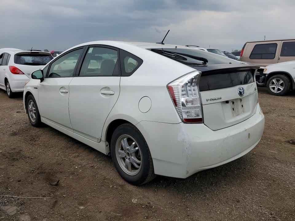 Photo 2 from auction – 2011 TOYOTA PRIUS with VIN JTDKN3DU9B1415839
