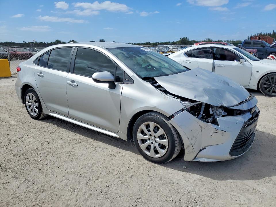 Photo 4 from auction – 2024 TOYOTA COROLLA with VIN 5YFB4MDE4RP170553