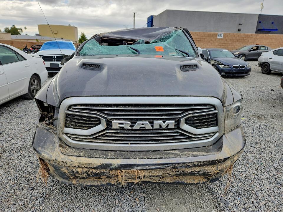 Photo 5 from auction – 2018 RAM 1500 with VIN 1C6RR6PT6JS106014