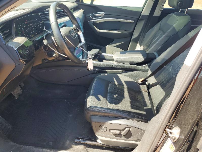 Photo 7 from auction – 2021 AUDI E-TRON with VIN WA12AAGE2MB011941