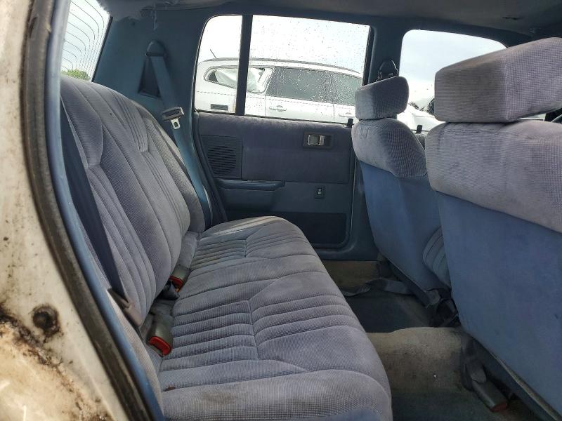 Photo 10 from auction – 1993 CHRYSLER LEBARON with VIN 1C3XA3637PF655377