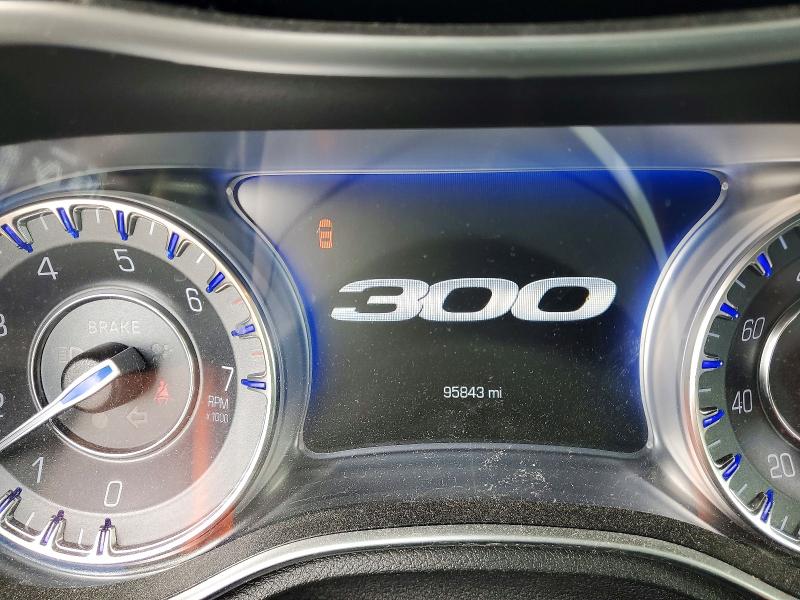 Фото 9 с аукциона – 2017 CHRYSLER 300C с VIN 2C3CCAEG4HH608342