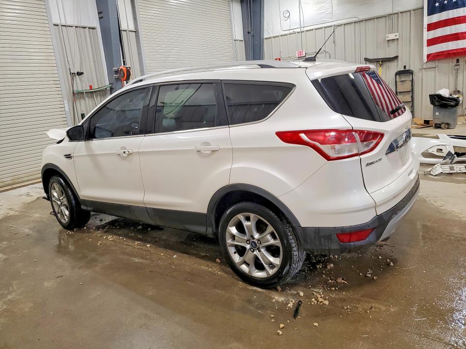 Photo 2 from auction – 2014 FORD ESCAPE with VIN 1FMCU9J9XEUD19095