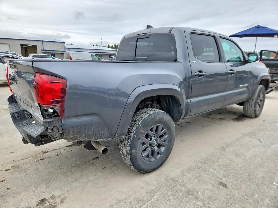 Photo 3 from auction – 2023 TOYOTA TACOMA with VIN 3TMCZ5AN3PM550939