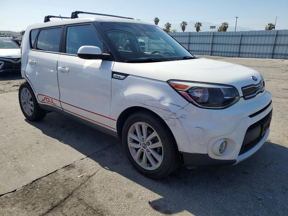 Photo 4 from auction – 2018 KIA SOUL with VIN KNDJP3A53J7620619