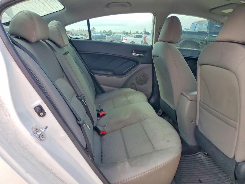 Photo 10 from auction – 2014 KIA FORTE with VIN KNAFX4A65E5059861