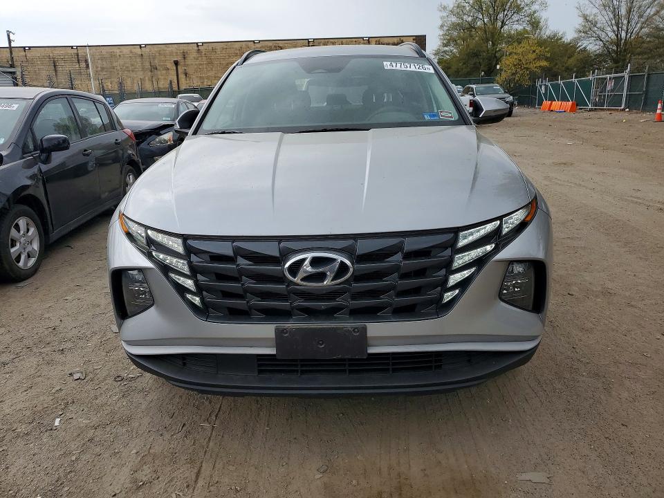 Photo 5 from auction – 2022 HYUNDAI TUCSON with VIN 5NMJBCAE8NH102633