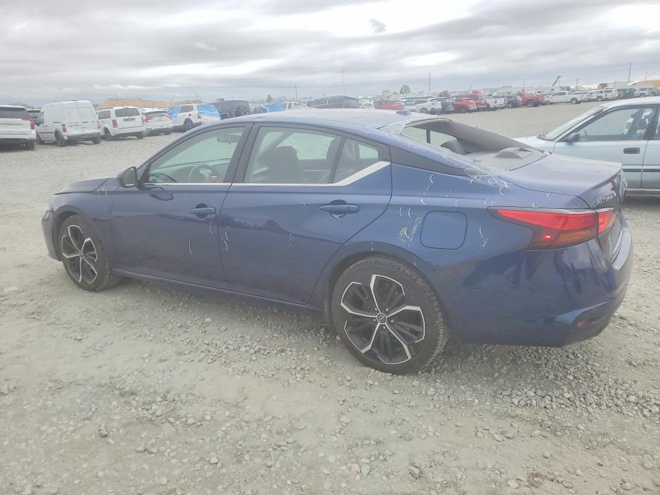 Photo 2 from auction – 2023 NISSAN ALTIMA with VIN 1N4BL4CV5PN332372