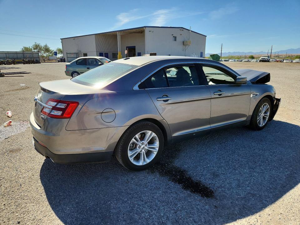 Photo 3 from auction – 2014 FORD TAURUS with VIN 1FAHP2E83EG127631
