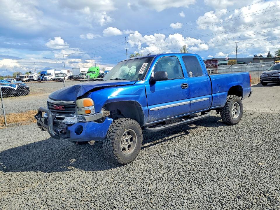 GMC NEW SIERRA 2003 with VIN 1GTEK19T33E160528 - Photo from auction