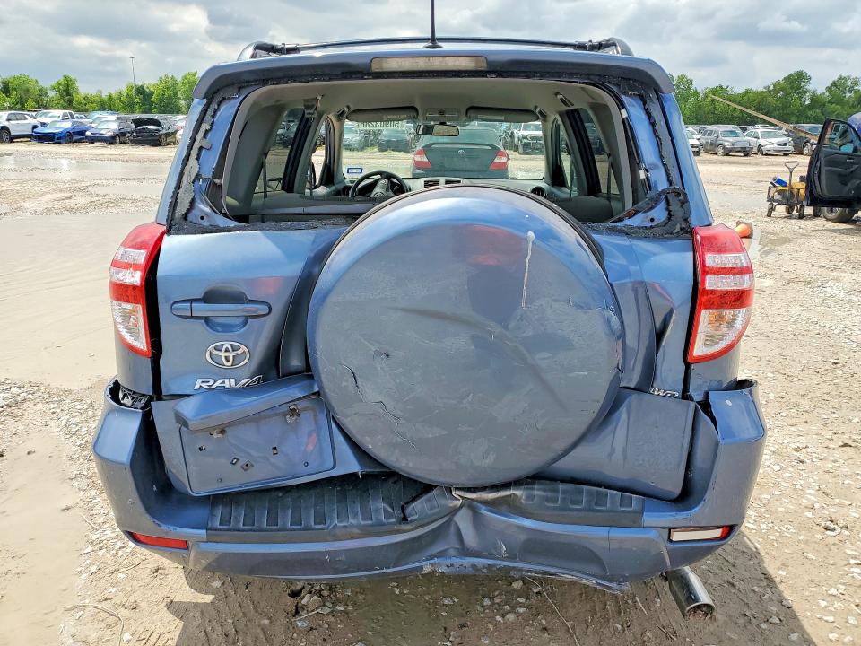 Photo 6 from auction – 2011 TOYOTA RAV4 with VIN 2T3BF4DV4BW165004