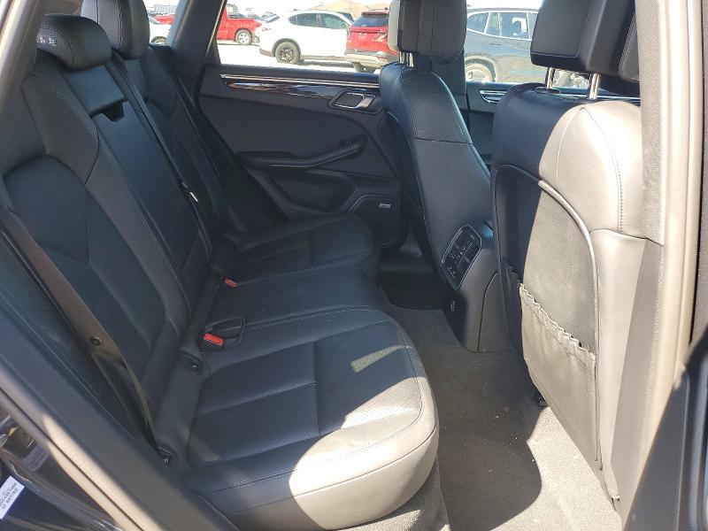 Photo 10 from auction – 2019 PORSCHE MACAN with VIN WP1AA2A51KLB03807