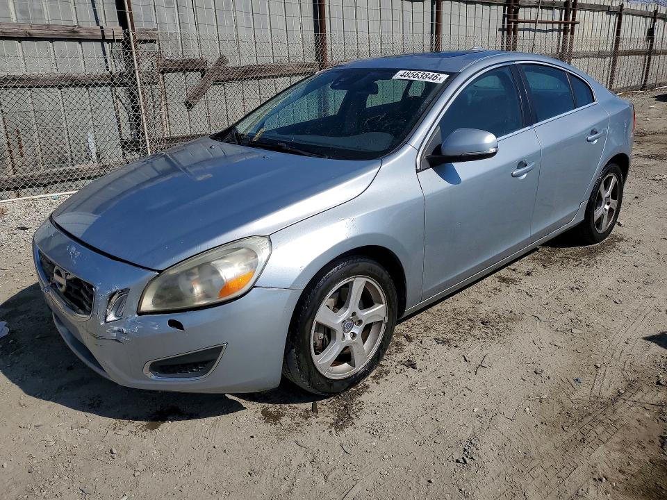 VOLVO S60 2013 with VIN YV1612FS7D2201572 - Photo from auction