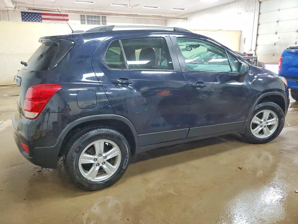 Photo 3 from auction – 2022 CHEVROLET TRAX with VIN KL7CJPSM9NB529314