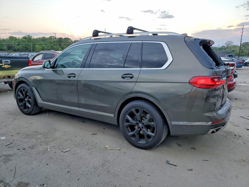 Photo 2 from auction – 2020 BMW X7 with VIN 5UXCW2C09L9B05317