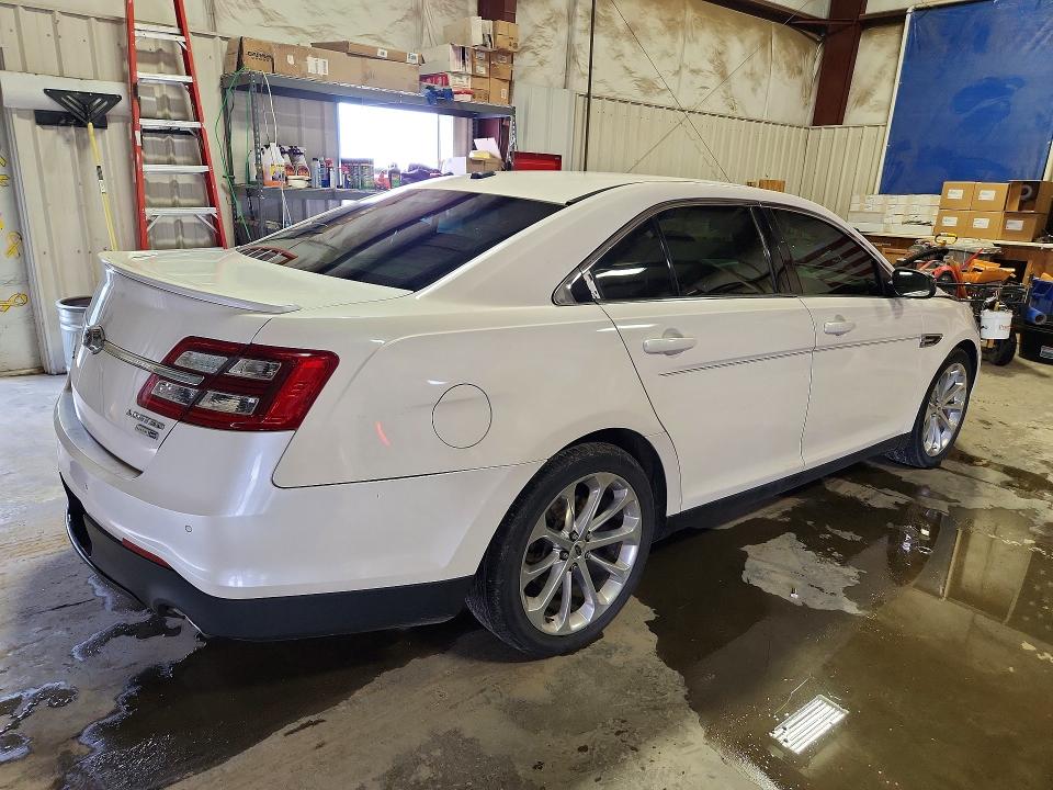 Photo 3 from auction – 2016 FORD TAURUS with VIN 1FAHP2J80GG112450