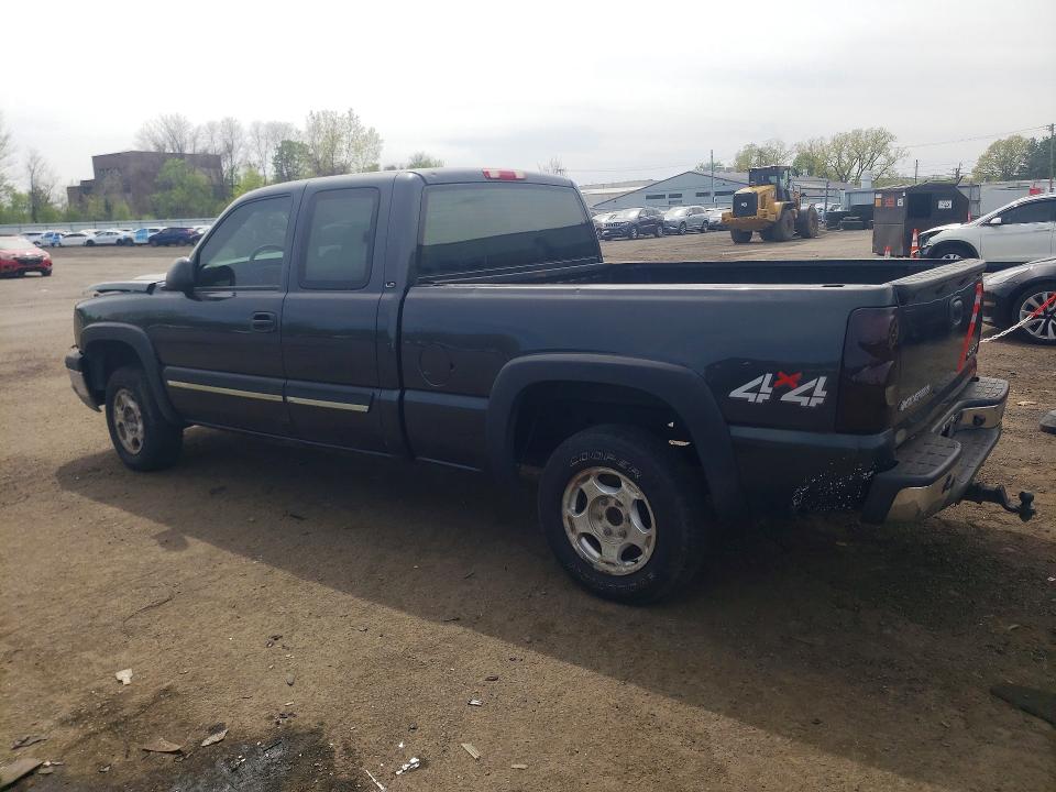 Photo 2 from auction – 2003 CHEVROLET SILVERADO with VIN 2GCEK19V831378662