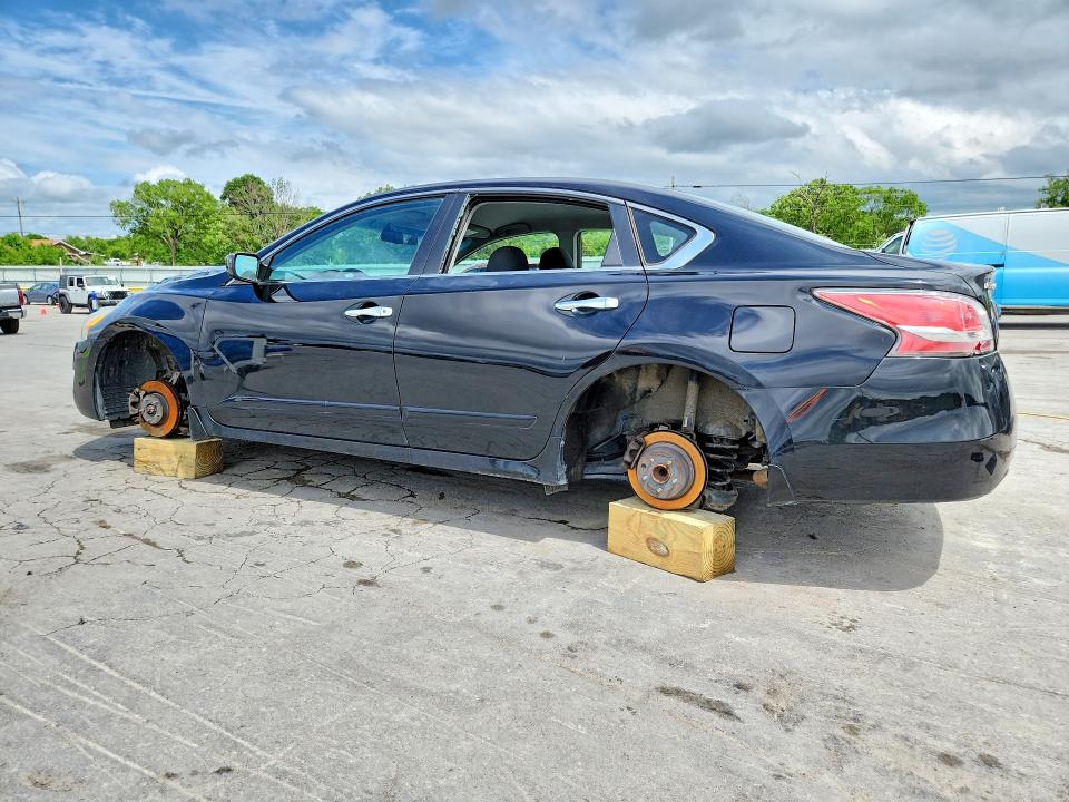 Zdjęcie 2 z aukcji – 2015 NISSAN ALTIMA z VIN 1N4AL3AP3FC472053
