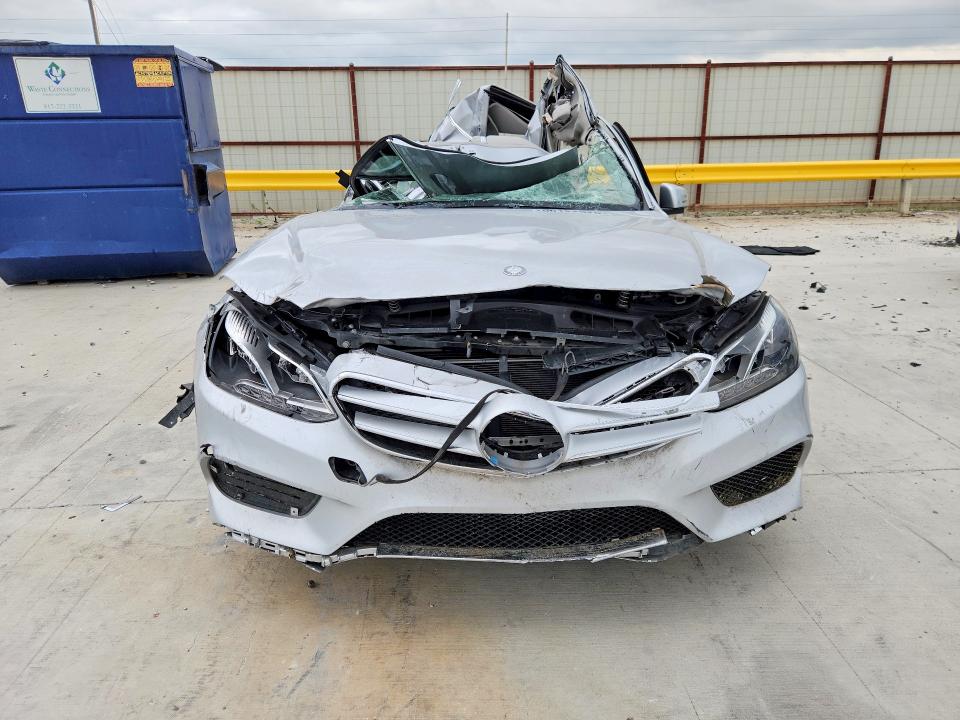 Photo 5 from auction – 2014 MERCEDES-BENZ E with VIN WDDHF5KB1EA944118