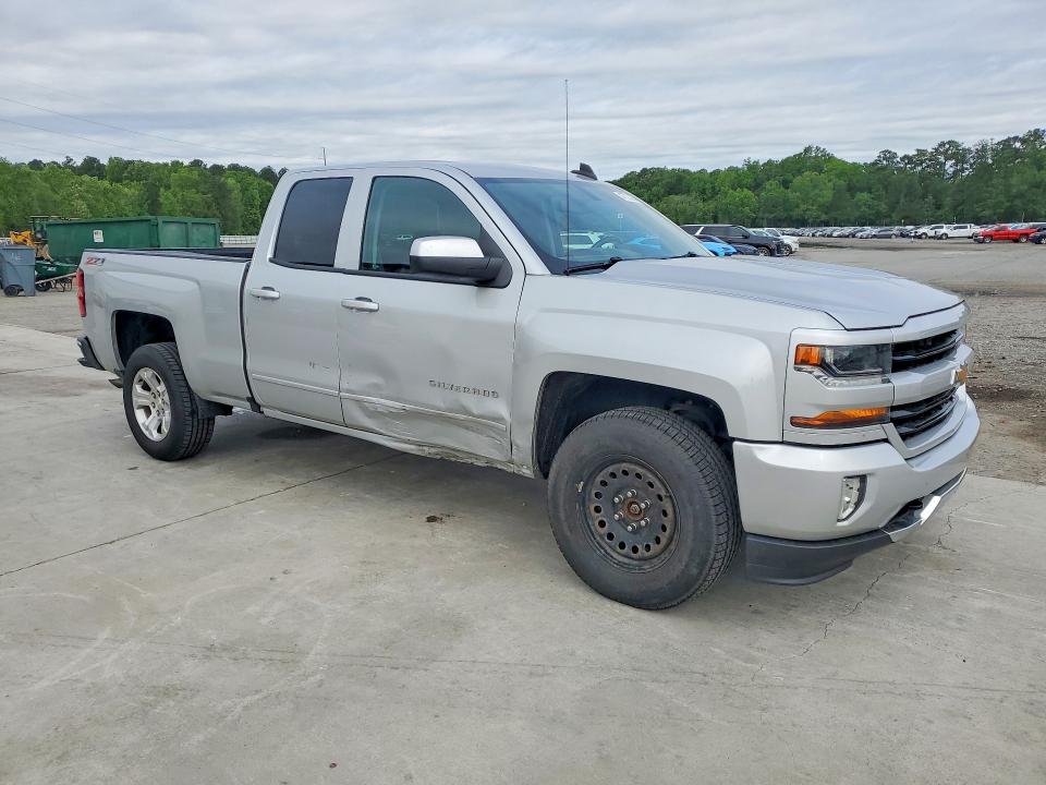 Photo 4 from auction – 2017 CHEVROLET SILVERADO with VIN 1GCVKREC2HZ251598