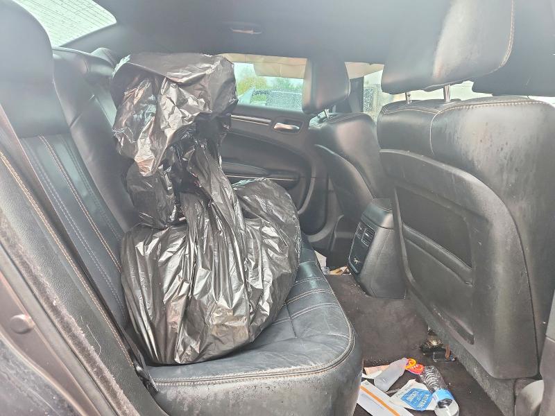 Photo 10 from auction – 2016 CHRYSLER 300 with VIN 2C3CCABG4GH282500