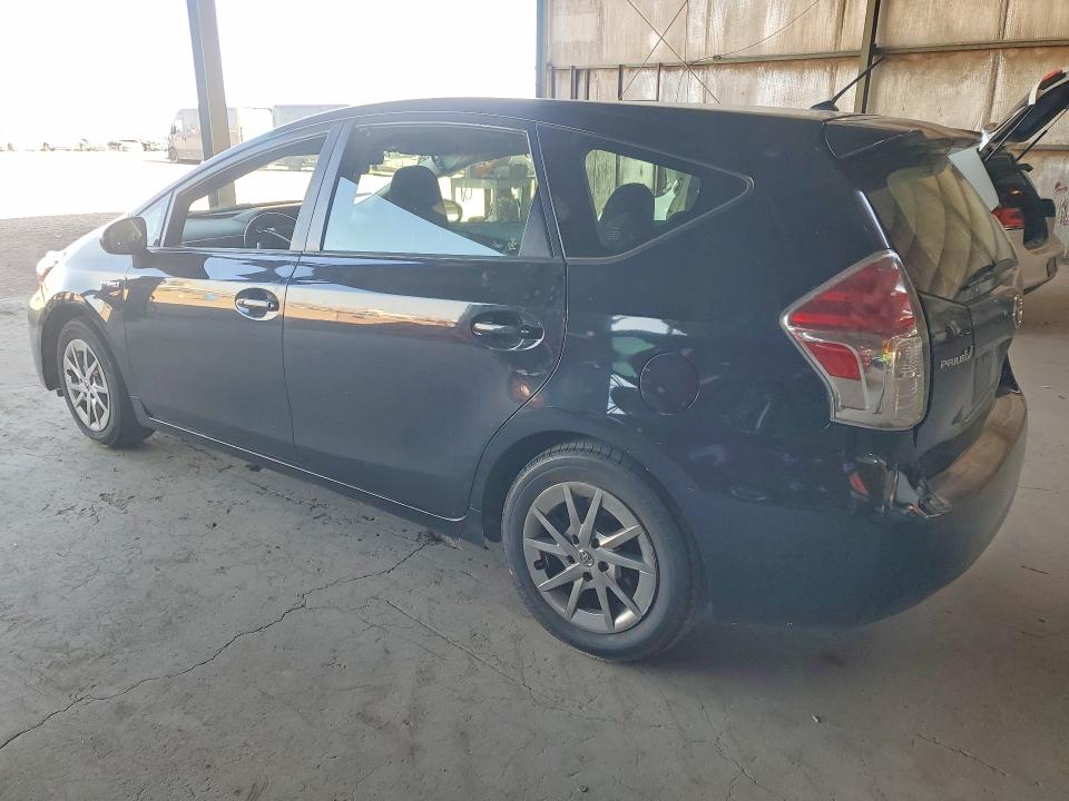 Photo 2 from auction – 2017 TOYOTA PRIUS V with VIN JTDZN3EU2HJ064746
