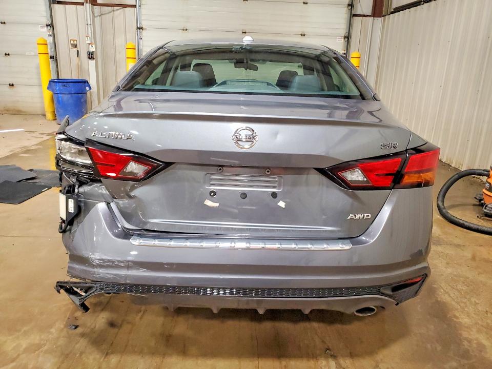 Снимка 6 от търг – 2019 NISSAN ALTIMA с VIN 1N4BL4CW8KC217228