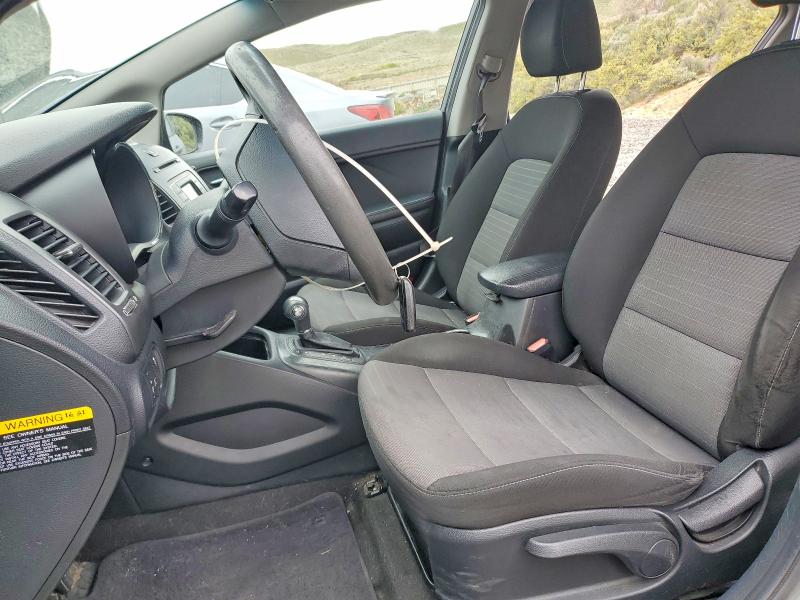 Photo 7 from auction – 2016 KIA FORTE5 with VIN KNAFK5A88G5603262