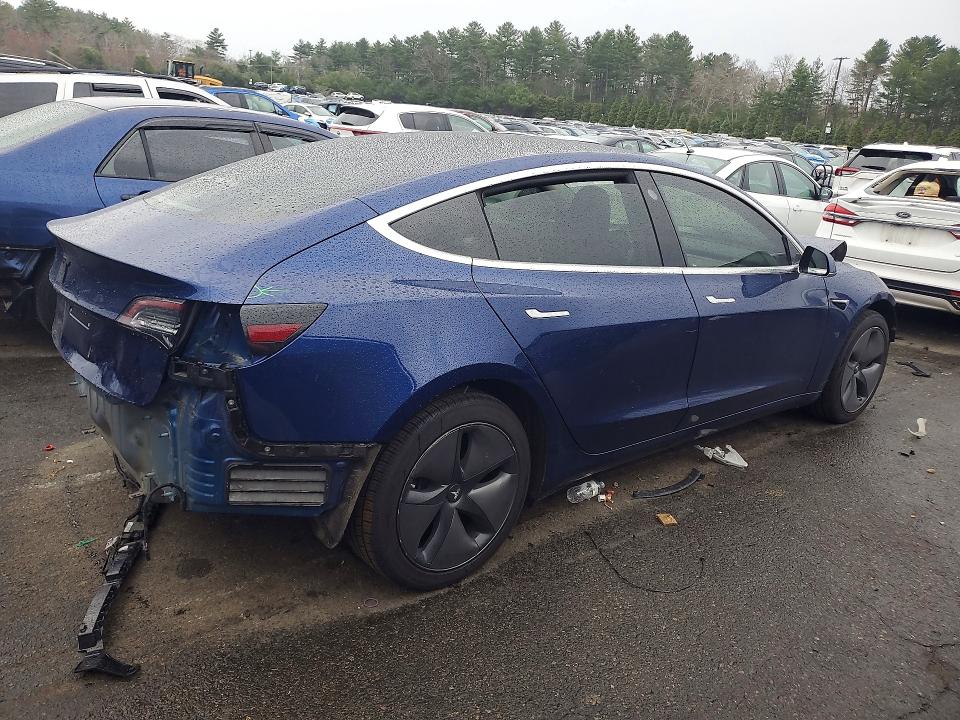 Photo 3 from auction – 2019 TESLA MODEL 3 with VIN 5YJ3E1EA2KF400846