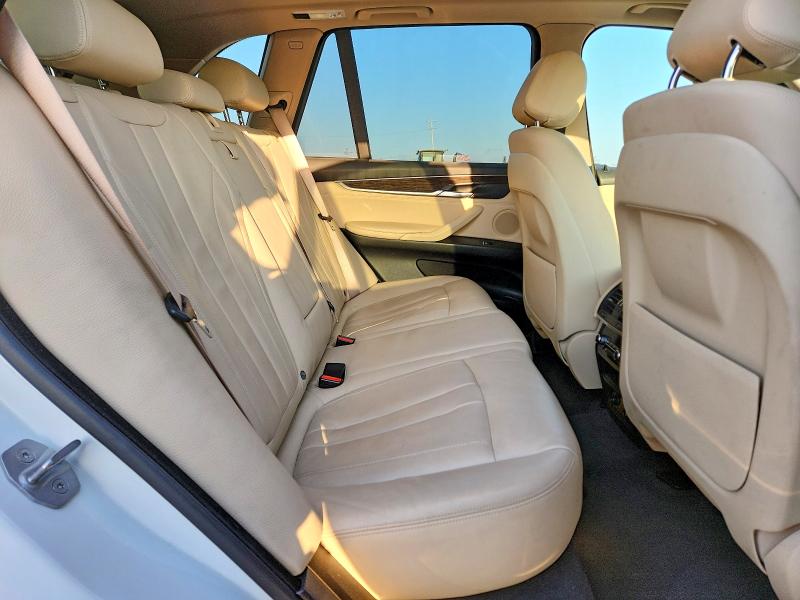 Photo 11 from auction – 2016 BMW X5 with VIN 5UXKR0C52G0P31477