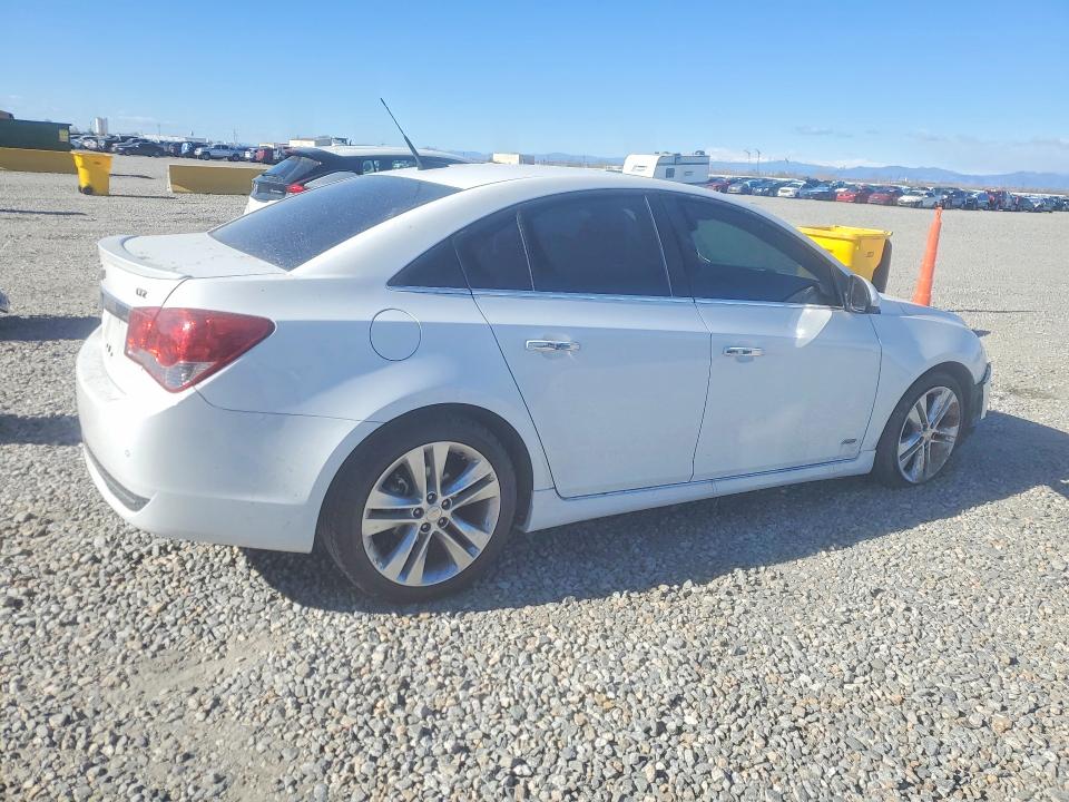 Photo 3 from auction – 2012 CHEVROLET CRUZE with VIN 1G1PH5SC1C7369305