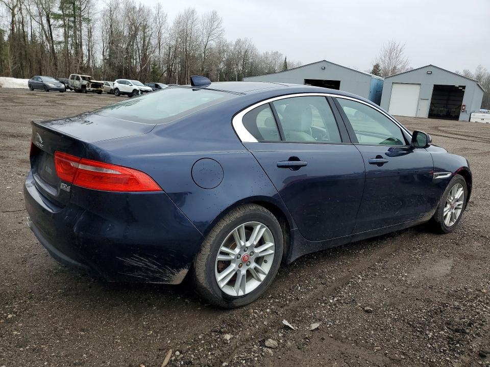 Photo 3 from auction – 2017 JAGUAR XE with VIN SAJAJ4BN0HA968561