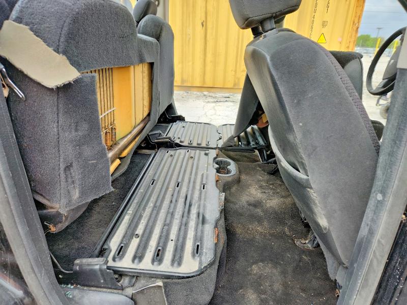 Photo 10 from auction – 2004 DODGE RAM 1500 with VIN 1D7HU18D74S582652