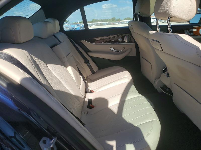 Photo 10 from auction – 2019 MERCEDES-BENZ E with VIN WDDZF4KB6KA616333