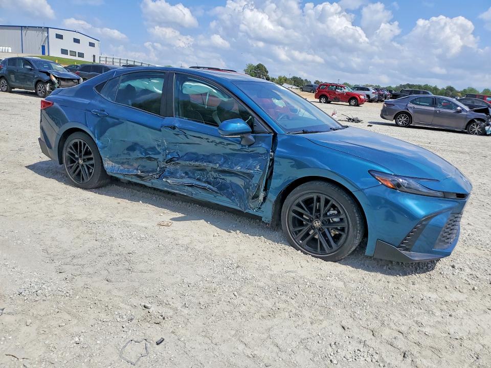 Photo 4 from auction – 2025 TOYOTA CAMRY with VIN 4T1DAACK6SU133855
