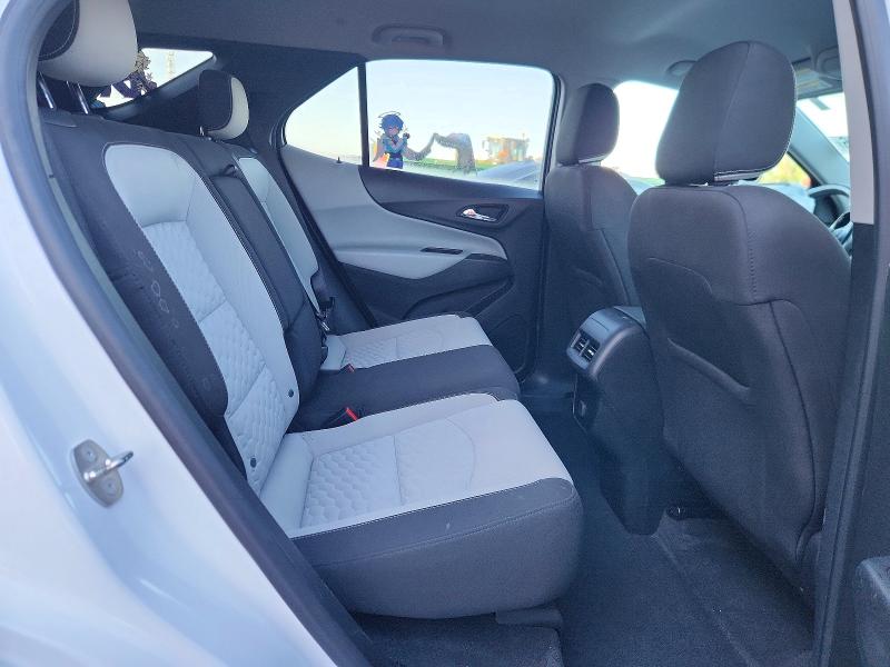 Снимка 11 от търг – 2018 CHEVROLET EQUINOX с VIN 2GNAXJEV0J6277693