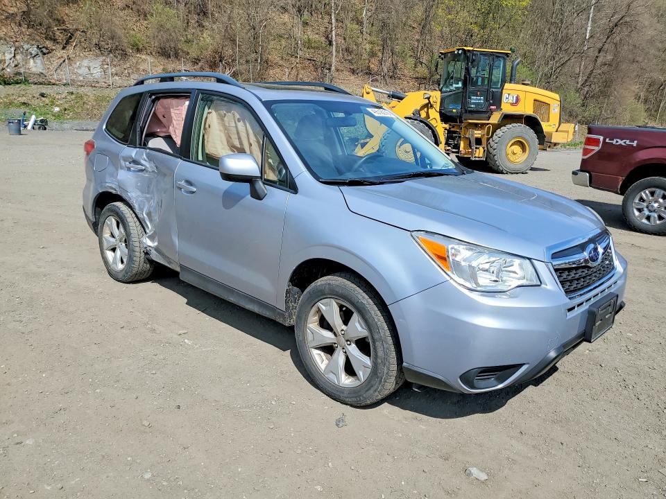 Photo 4 from auction – 2016 SUBARU FORESTER with VIN JF2SJADCXGH514953