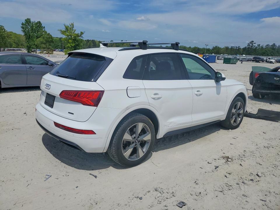 Zdjęcie 3 z aukcji – 2020 AUDI Q5 z VIN WA1ANAFY2L2095978