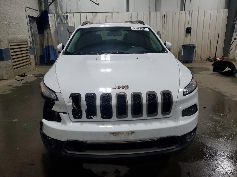 Photo 5 from auction – 2016 JEEP CHEROKEE with VIN 1C4PJLCB3GW369100
