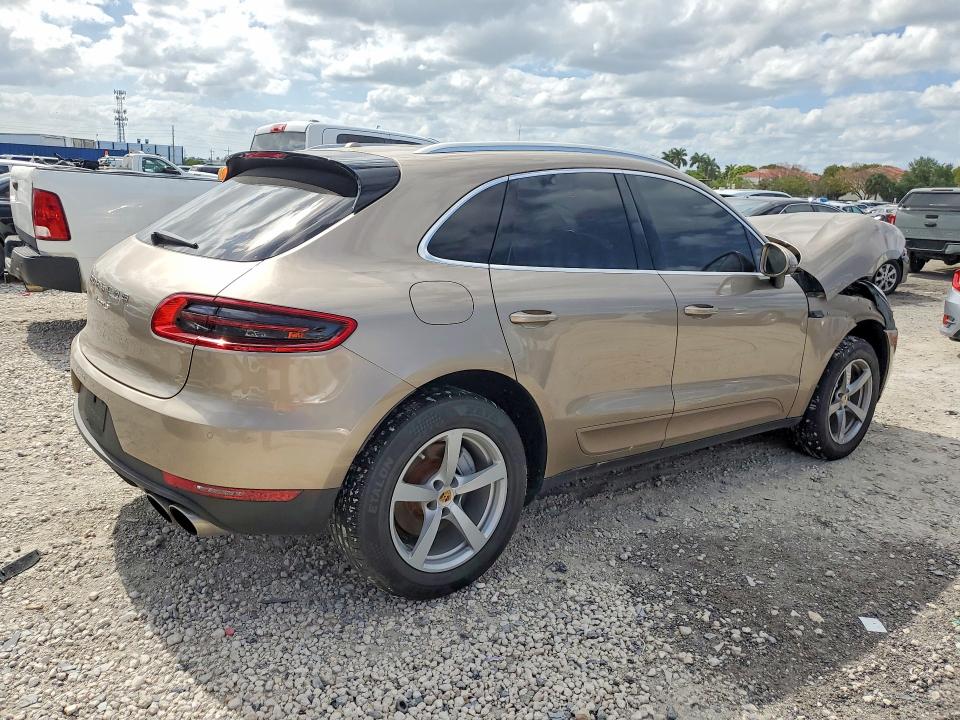 Photo 3 from auction – 2018 PORSCHE MACAN with VIN WP1AB2A54JLB35548