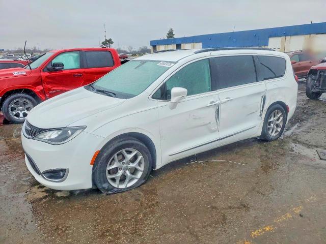 CHRYSLER PACIFICA 2017 с VIN 2C4RC1BG4HR507905 - Фото с аукциона