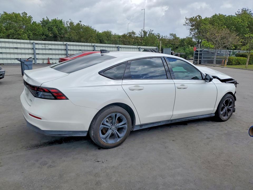 Photo 3 from auction – 2025 HONDA ACCORD with VIN 1HGCY1F48SA010053