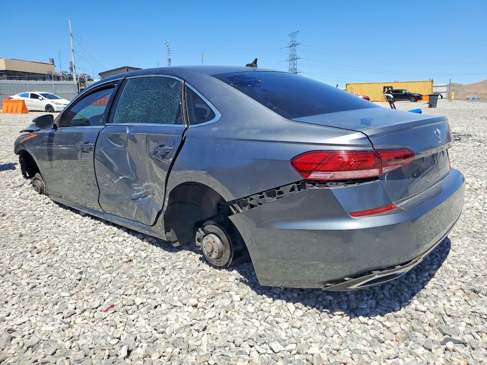 Photo 2 from auction – 2020 VOLKSWAGEN PASSAT with VIN 1VWCA7A38LC021061