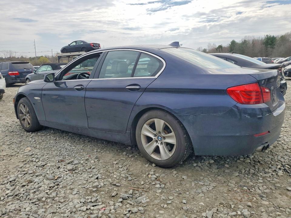 Photo 2 from auction – 2012 BMW 528 with VIN WBAXH5C53CDW04017
