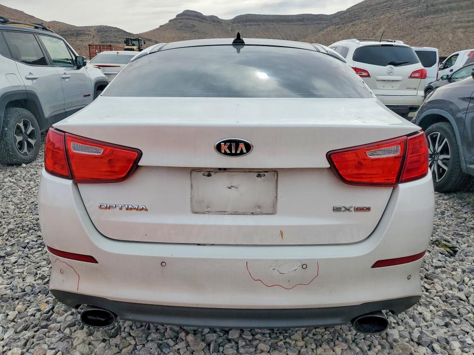 Photo 6 from auction – 2014 KIA OPTIMA with VIN 5XXGN4A76EG342691