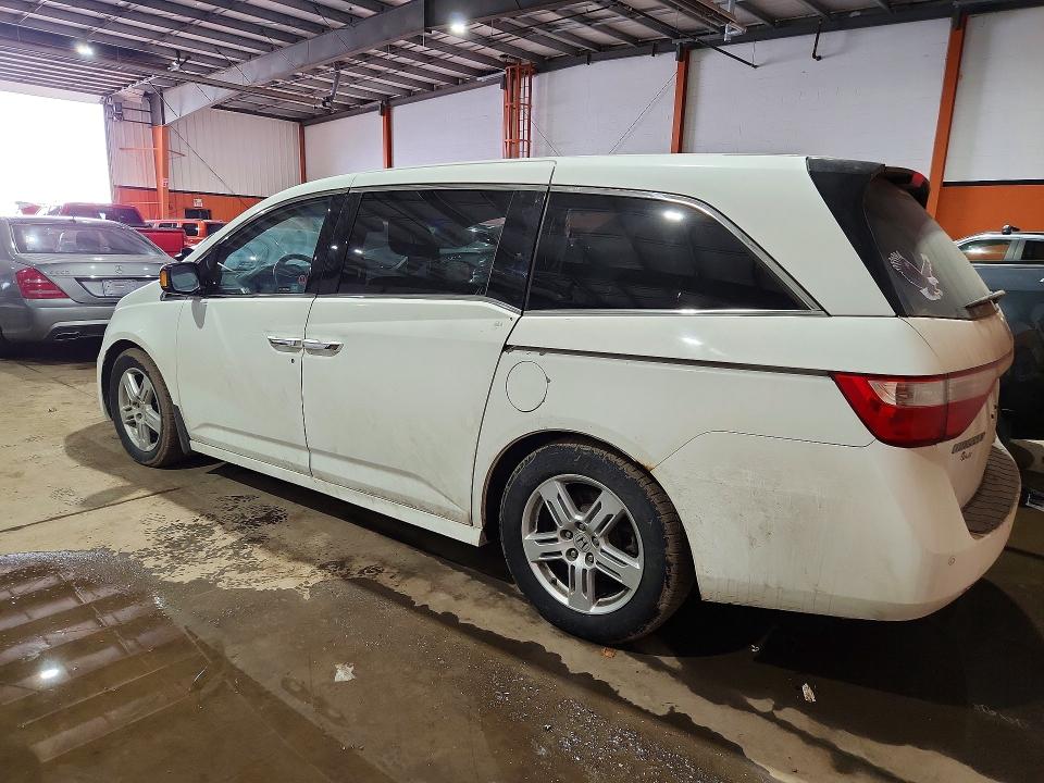 Photo 2 from auction – 2011 HONDA ODYSSEY with VIN 5FNRL5H95BB503218