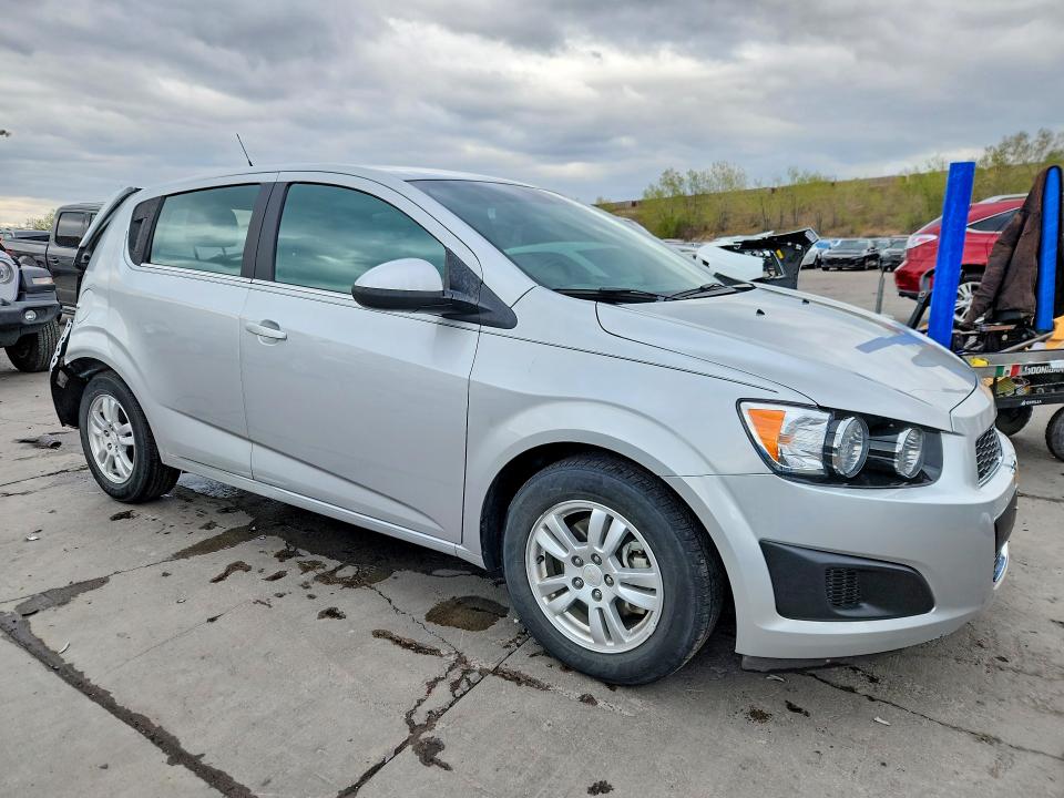 Zdjęcie 4 z aukcji – 2013 CHEVROLET SONIC z VIN 1G1JC6SB8D4160907
