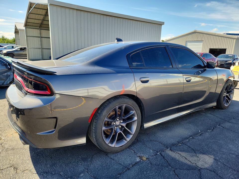 Снимка 3 от търг – 2022 DODGE CHARGER с VIN 2C3CDXGJ0NH173081