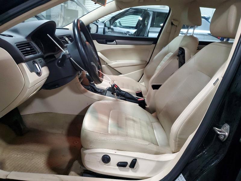Photo 7 from auction – 2015 VOLKSWAGEN PASSAT with VIN 1VWBS7A32FC075422