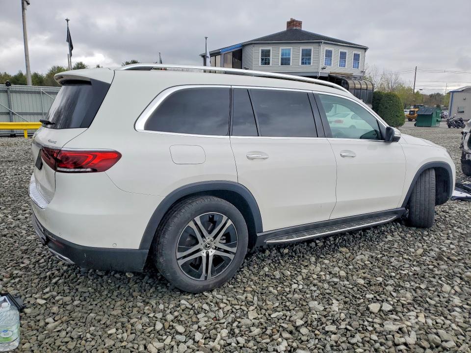 Photo 3 from auction – 2022 MERCEDES-BENZ GLS with VIN 4JGFF5KE3NA634074